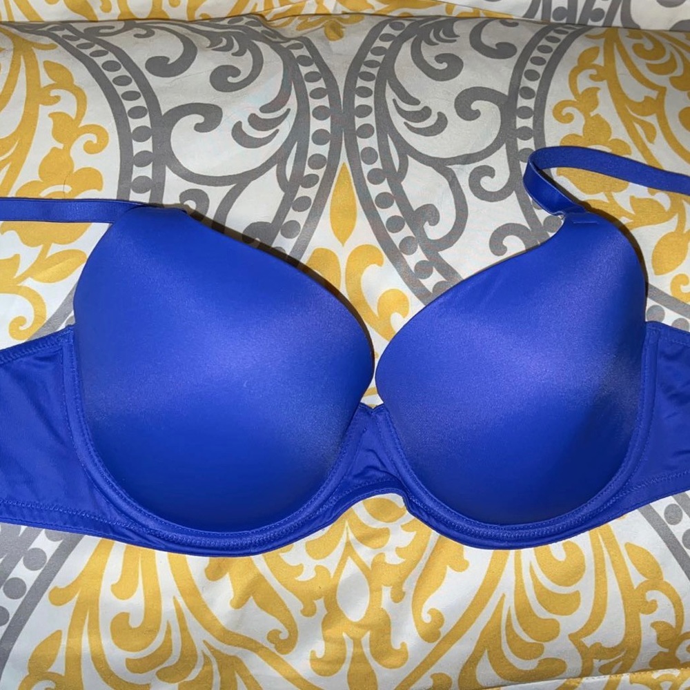 Royal Blue Victoria Secret Lightly Lined Bra